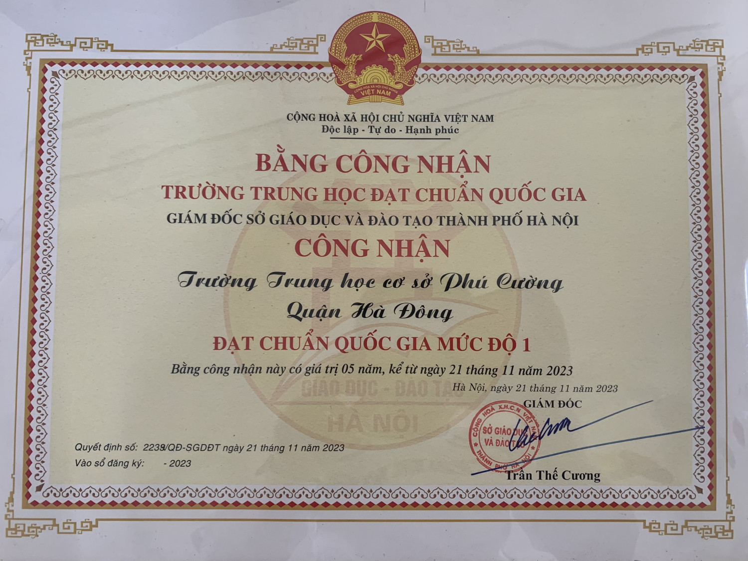 QUYẾT ĐỊNH CÔNG NHẬN  TRƯỜNG trò chơi đánh bài tiến lên
 - QUẬN HÀ ĐÔNG ĐẠT KIỂM ĐỊNH CHẤT LƯỢNG CẤP ĐỘ 2 VÀ ĐẠT CHUẨN QUỐC GIA MỨC ĐỘ 1.