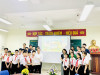 Lãnh đạo phường Phú Lương tặng quà Trung thu học sinh trường THCS Phú Cường